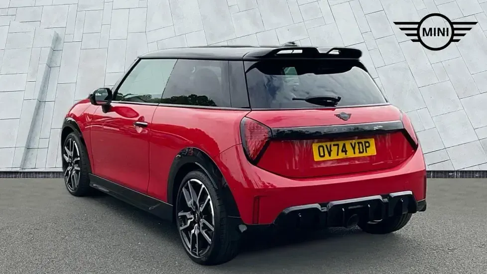 Używany Mini John Cooper Works Hatch 228 KM (167 kW) 2025 Czerwony Hatchback