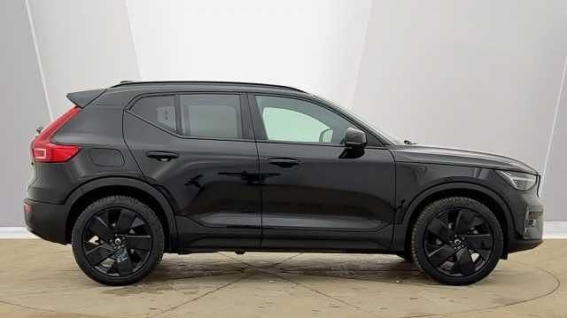 Usado Volvo XC40 Ultra 194 HP (142 kW) 2025 Preto SUV