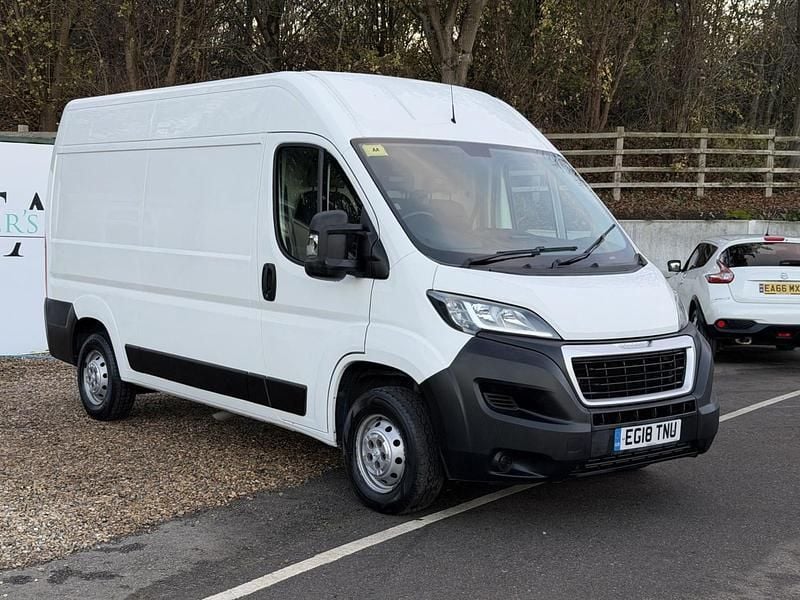 Second-hand Peugeot Boxer 130 CP (95 kW) 2018 Alb Van