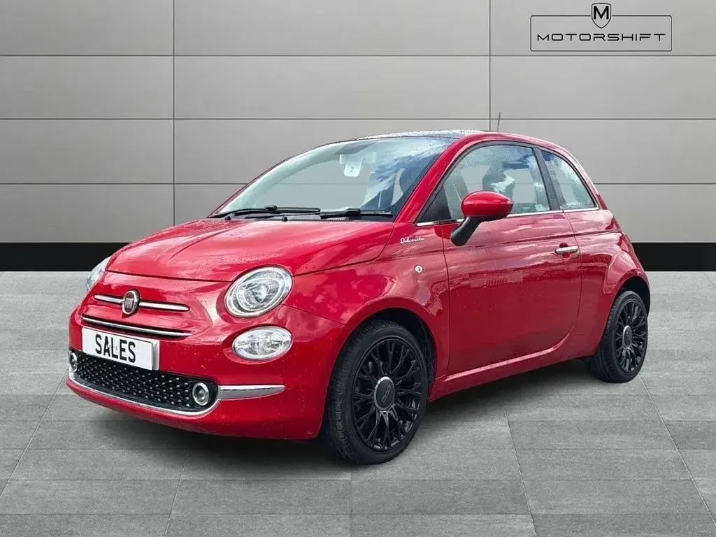 Used Fiat 500 Dolcevita 70 HP (51 kW) 2022 Red Hatchback