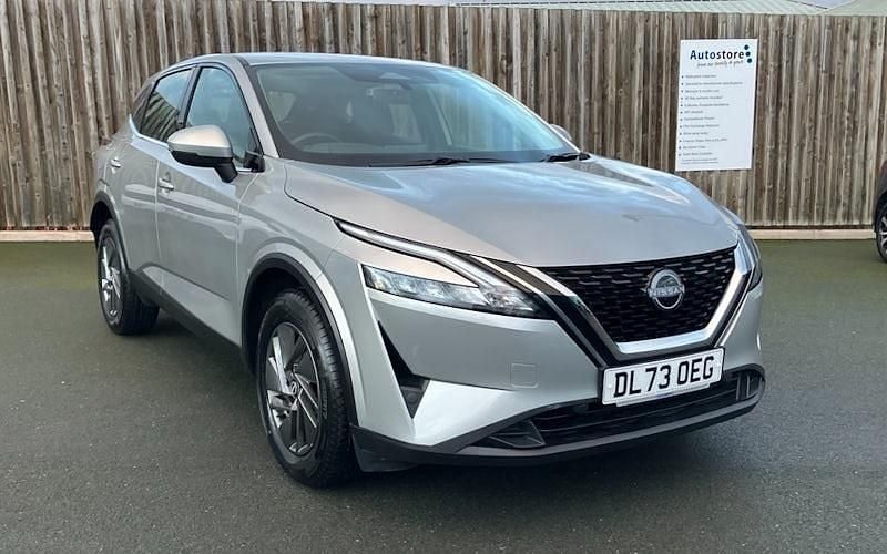 Used Nissan Qashqai Acenta Premium 158 HP (116 kW) 2023 Silver SUV