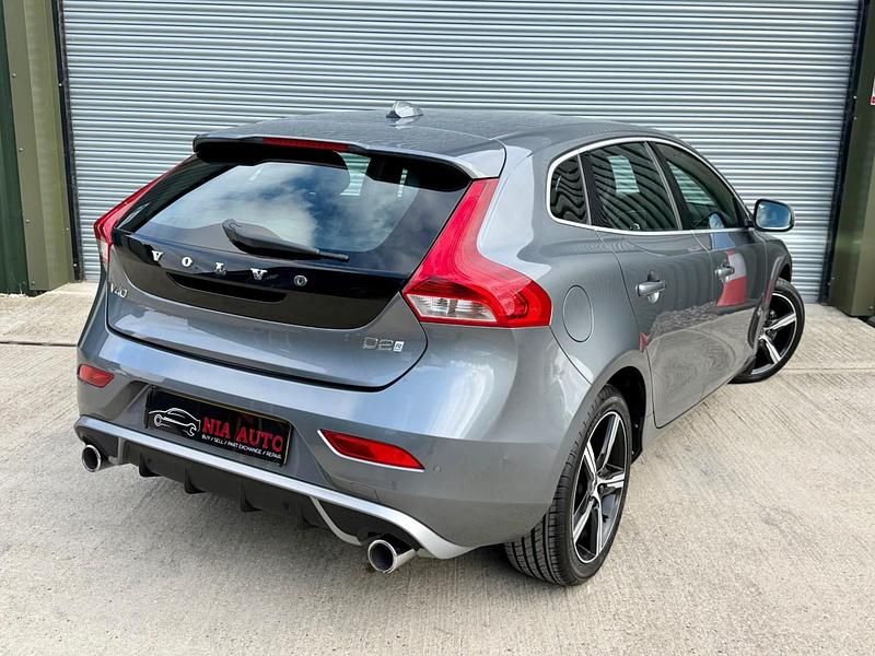 Used Volvo V40 R-Design 2016 Grey Estate