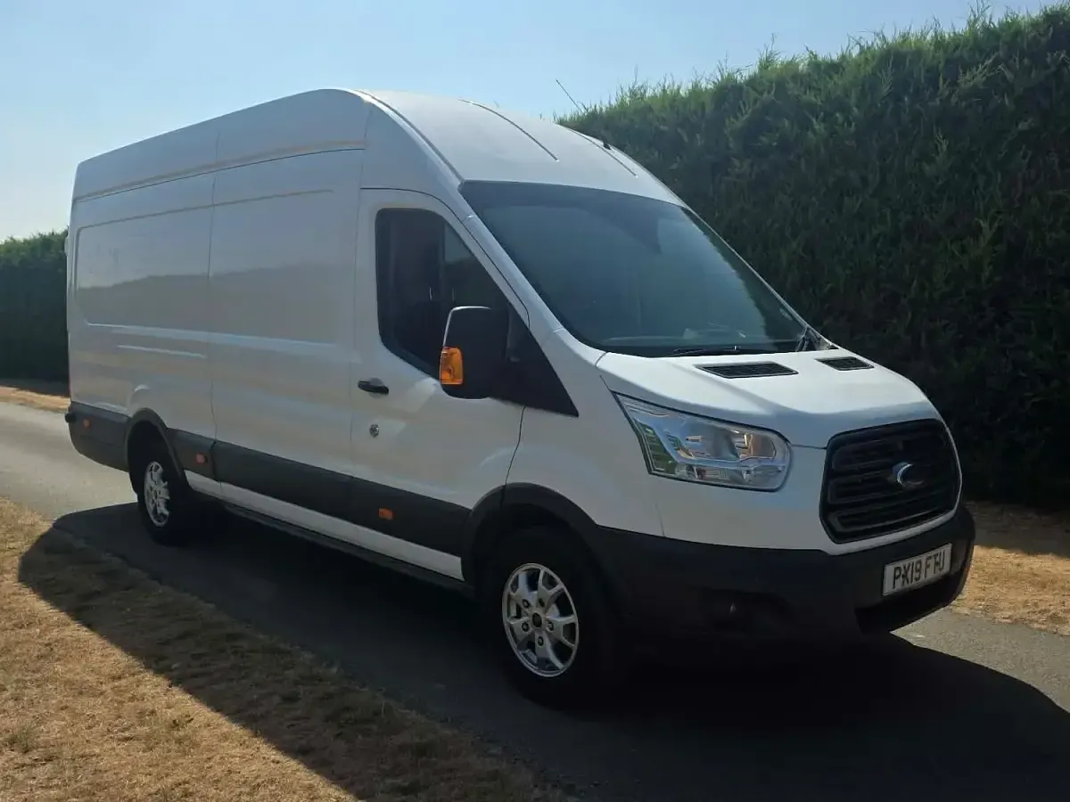 Used Ford Transit 130 HP (95 kW) 2019 White Van