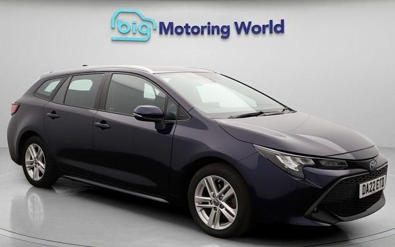 Used 2022 Toyota Corolla Estate | £16,850 (Good price) - Image 1/4