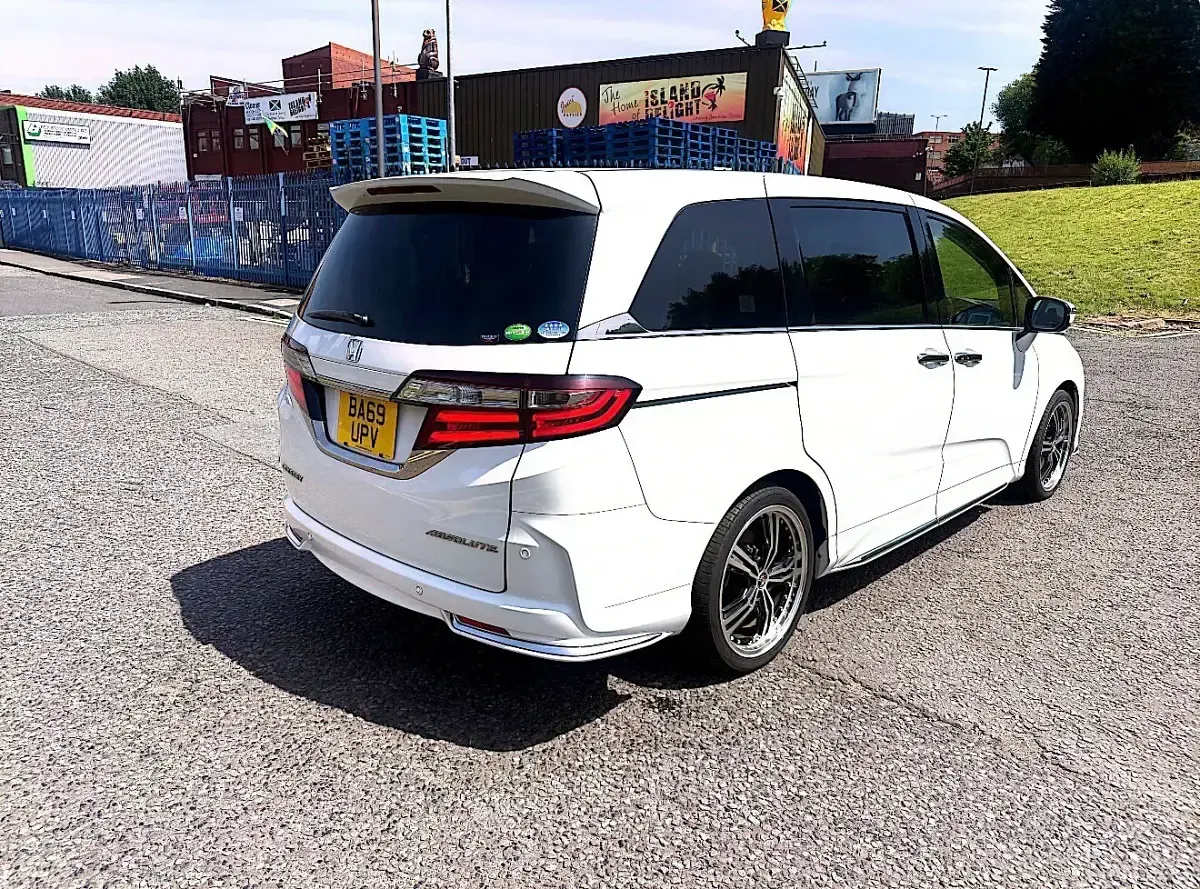 Used Honda Odyssey 2025 White MPV