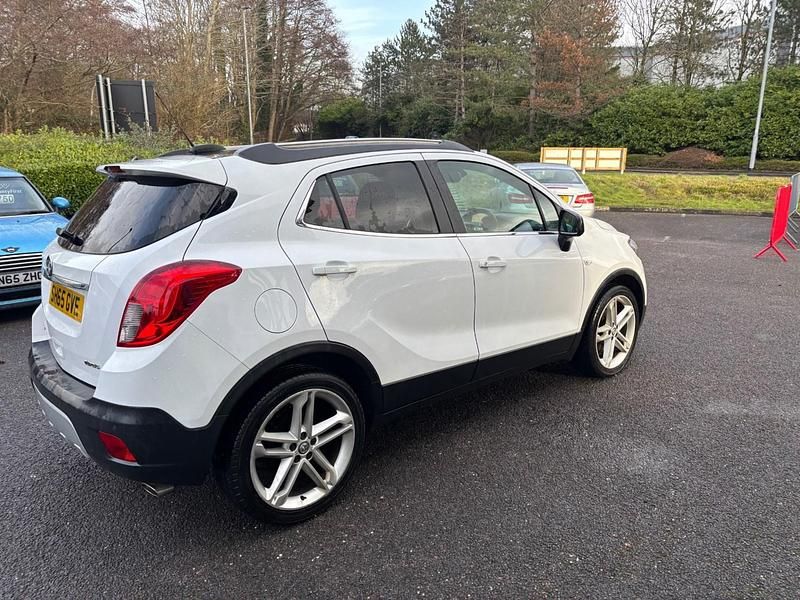 Used Vauxhall Mokka Edition 2015 White SUV