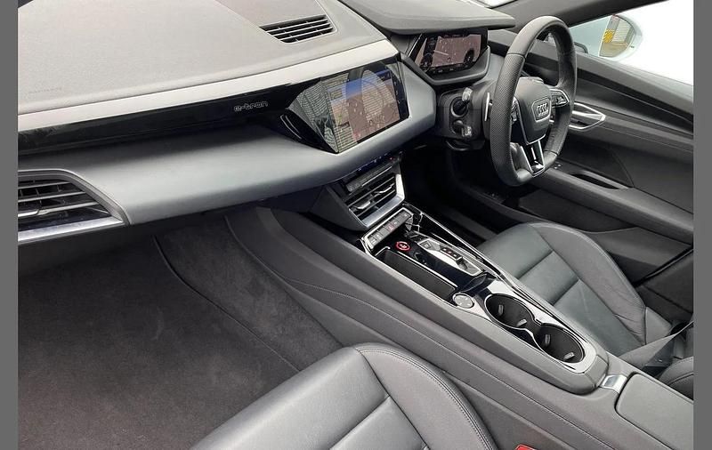 Used Audi e-tron GT quattro Comfort 384 kW (523 HP) 2023 Grey Sedan