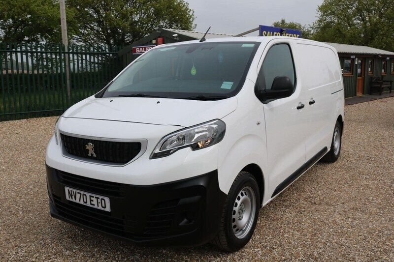 White Used 2020 Peugeot Expert S Van | £7,690 (Super price) - Image 1/4