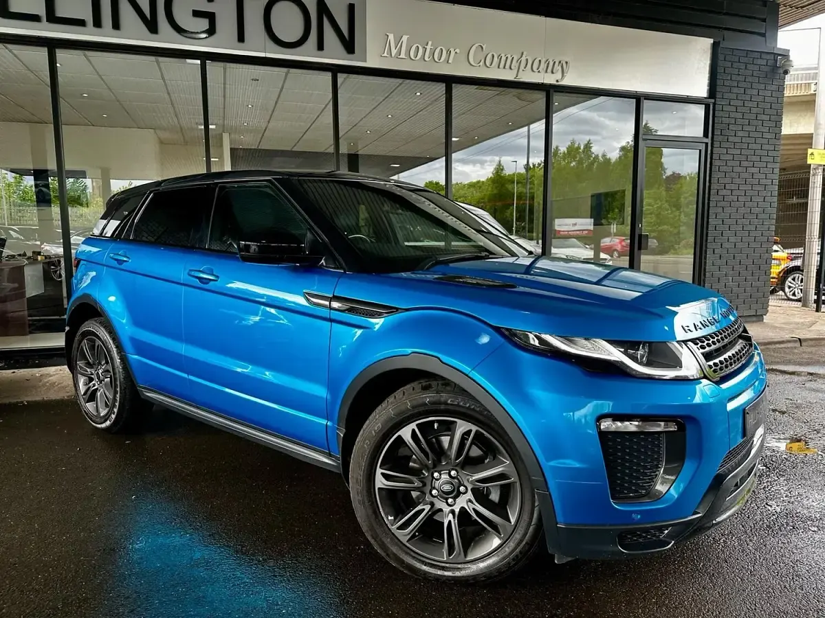 Used Land Rover Range Rover evoque Landmark 180 HP (132 kW) 2018 Blue Estate