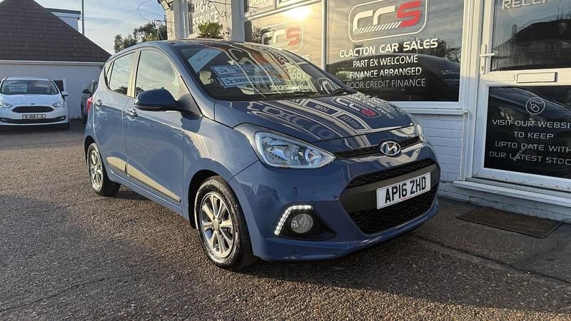 Blue Used 2016 Hyundai i10 Premium Hatchback | £6,495 - Image 1/4