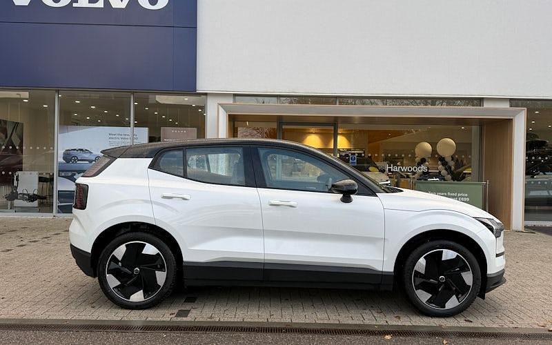 New Volvo EX30 Plus 200 kW (272 HP) 2025 SUV