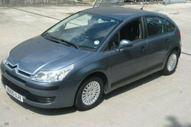 Used 2005 Citroën C4 Hatchback | £2,489 - Image 1/4