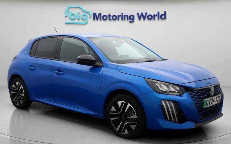 Blue Used 2024 Peugeot e-208 Style Hatchback | £15,700 (Good price) - Image 1/4
