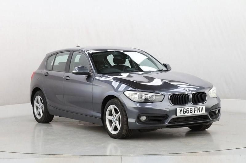 Used BMW 118 Comfort Edition 150 HP (110 kW) 2018 Grey Hatchback