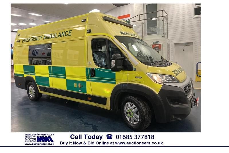 Used Fiat Ducato 180 HP (132 kW) 2017 Yellow Van