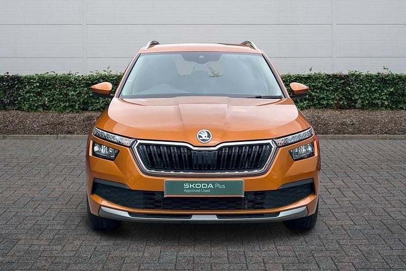 Used Skoda Kamiq SE L Executive 110 HP (80 kW) 2022 Phoenix orange metallic SUV