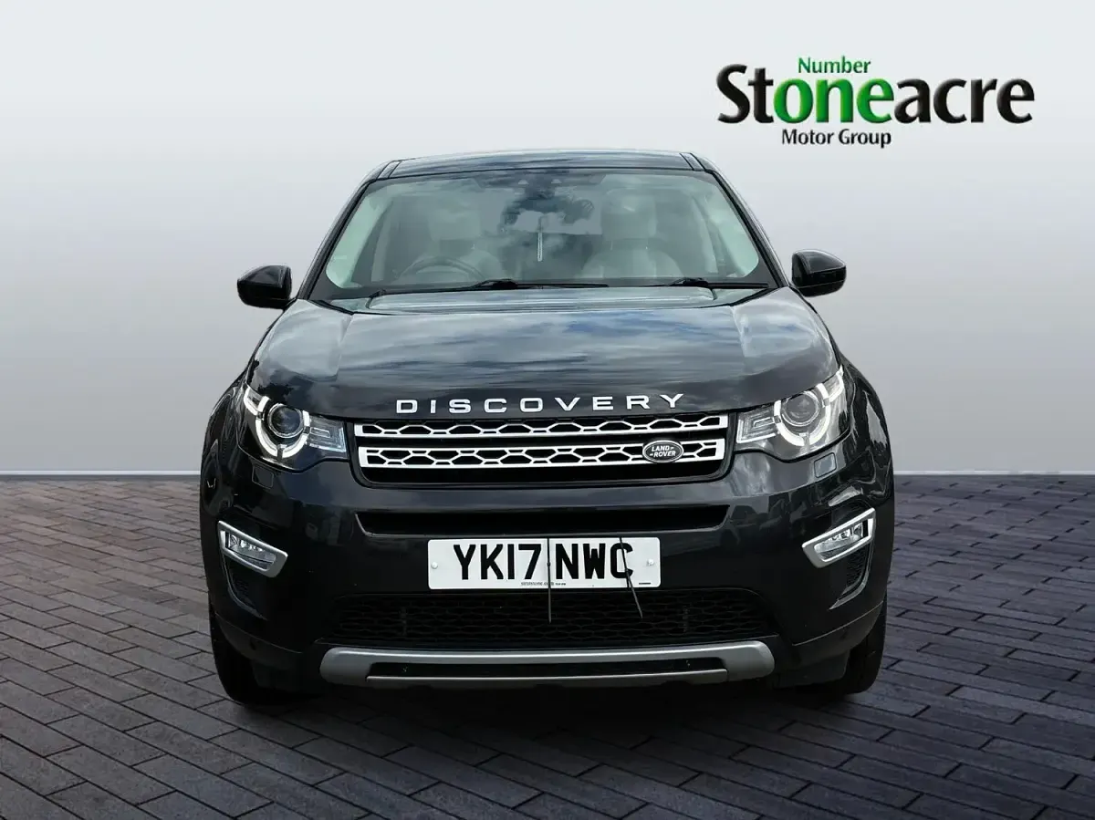 Used Land Rover Discovery 5 HSE Luxury 180 HP (132 kW) 2017 Grey SUV