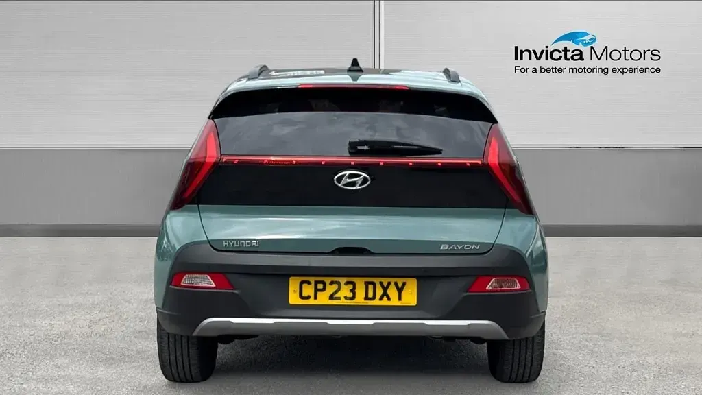 Used Hyundai Bayon Premium 120 HP (88 kW) 2023 Mangrove green pearl SUV