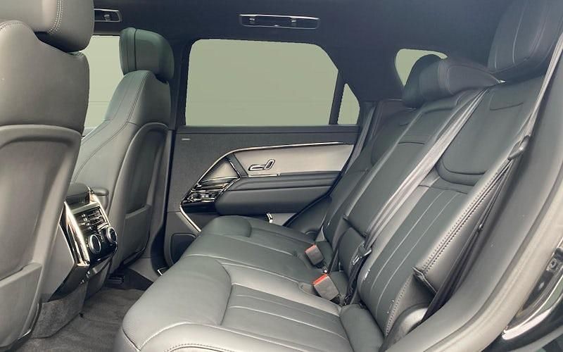 Used Land Rover Range Rover Sport SE Dynamic 300 HP (220 kW) 2025 Black SUV
