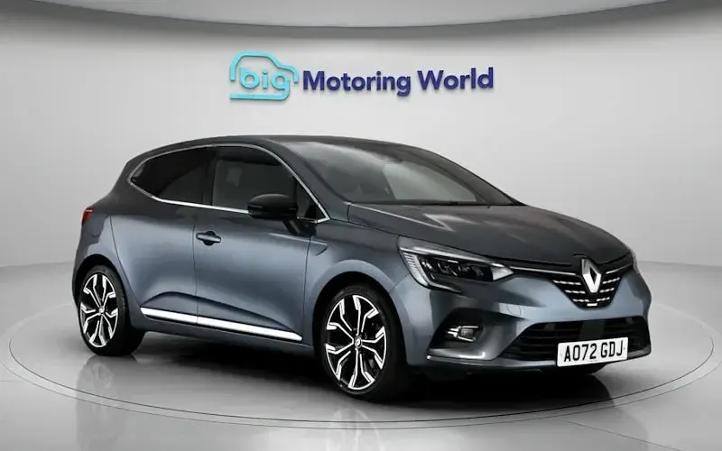 Used Renault Clio Techno 145 HP (106 kW) 2022 Grey Hatchback
