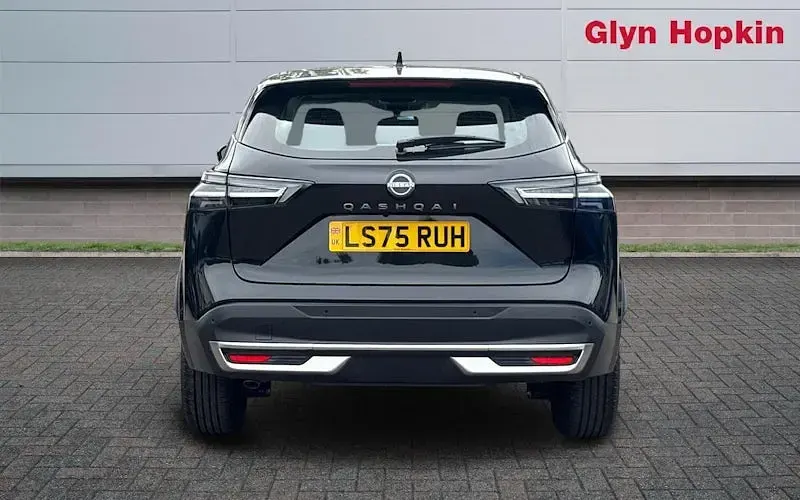 Used Nissan Qashqai Acenta Premium 158 HP (116 kW) 2026 SUV