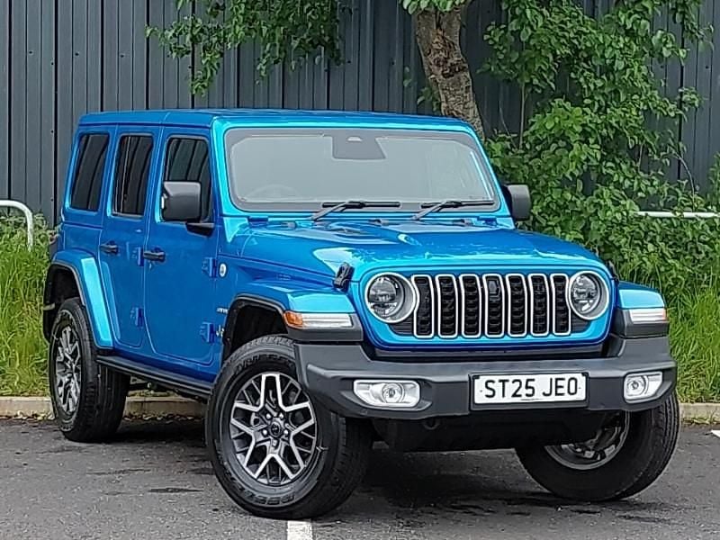 Pearl coat hydro blue New 2025 Jeep Wrangler Sahara SUV | £49,998 (Fair price) - Image 1/4