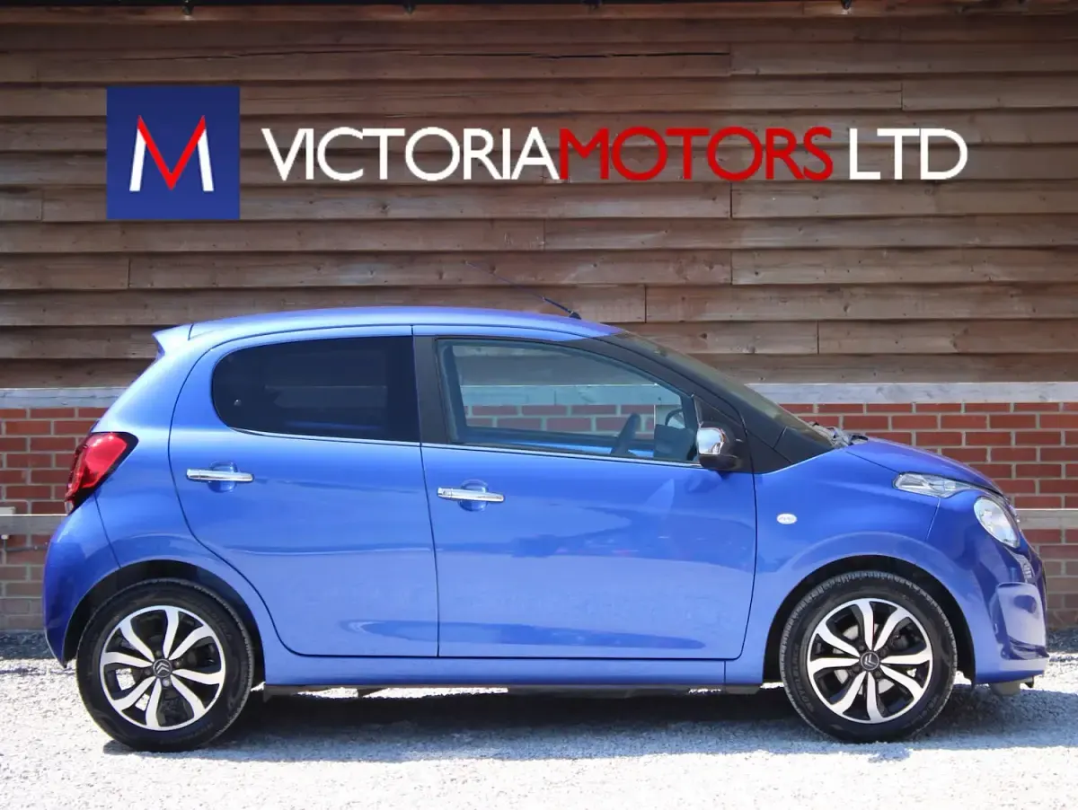 Used Citroën C1 Shine 2021 Blue Hatchback