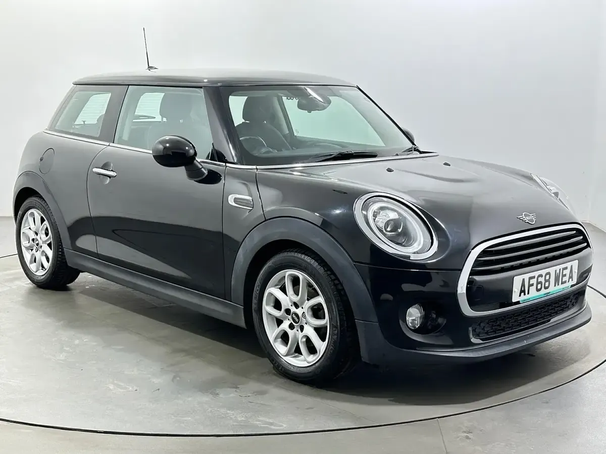 Used Mini Cooper Hatch 136 HP (100 kW) 2018 Hatchback