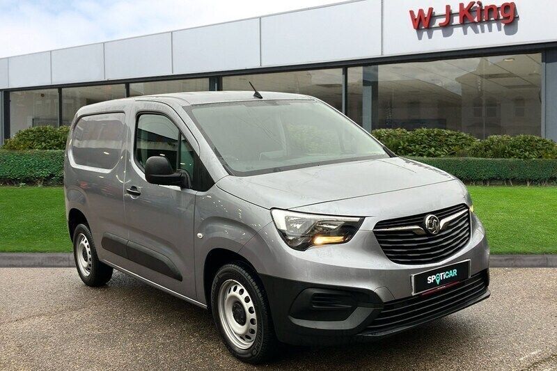 Grey Used 2023 Vauxhall Combo S MPV | £15,295 (Fair price) - Image 1/4