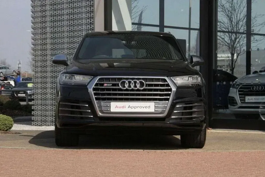 Used Audi SQ7 Comfort 435 HP (319 kW) 2018 Black SUV
