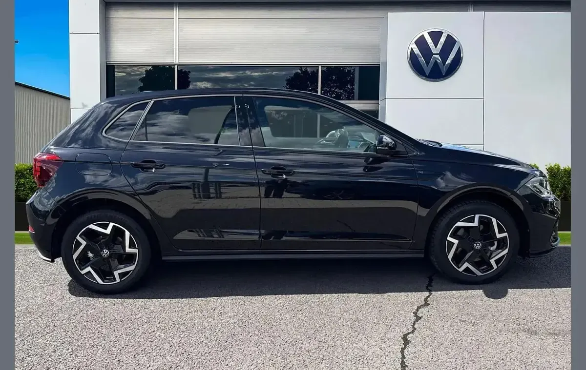 Used VW Polo R-line 115 HP (84 kW) 2025 Black Hatchback