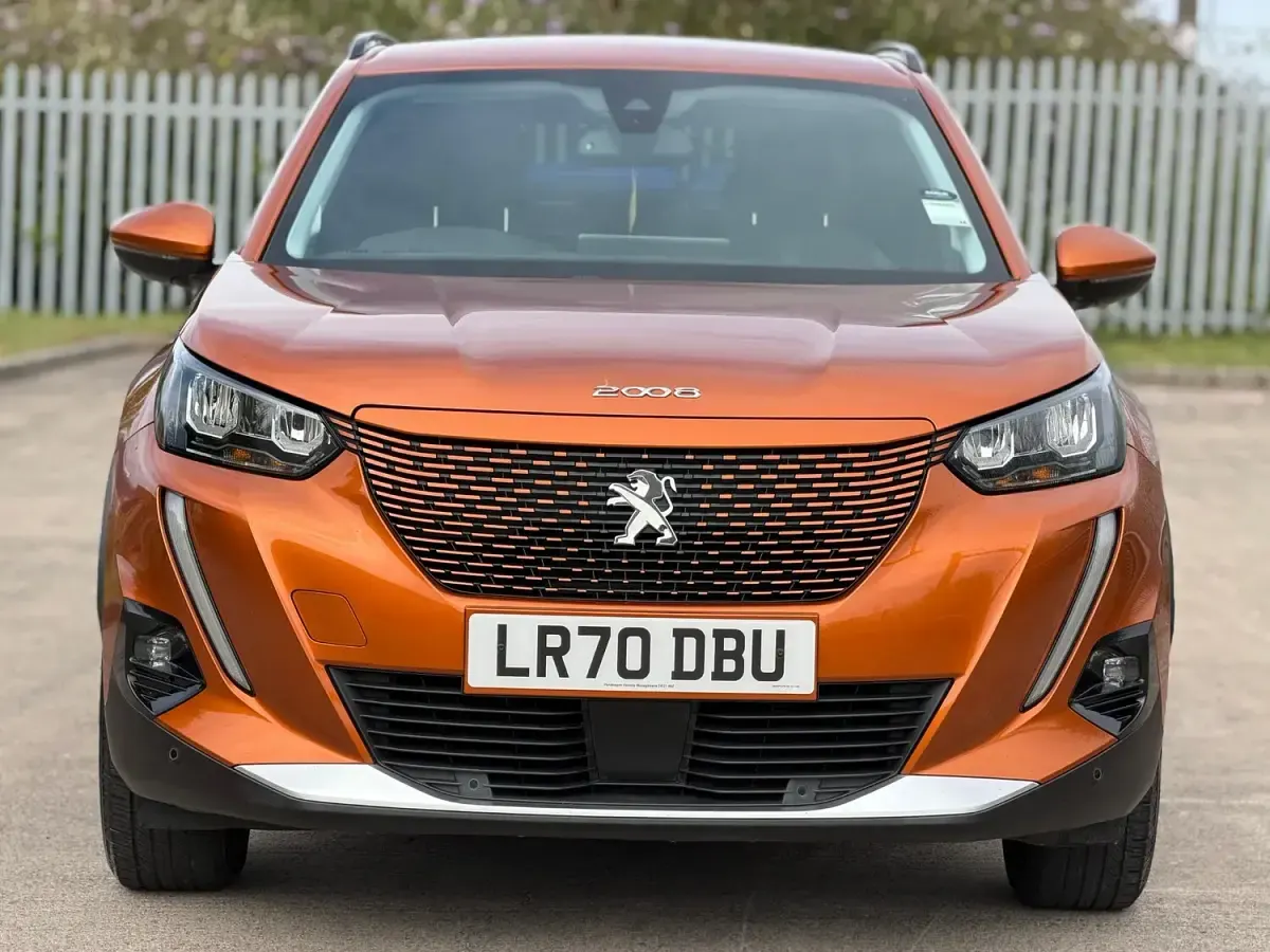 Used Peugeot 2008 Allure 100 kW (136 HP) 2020 Orange SUV