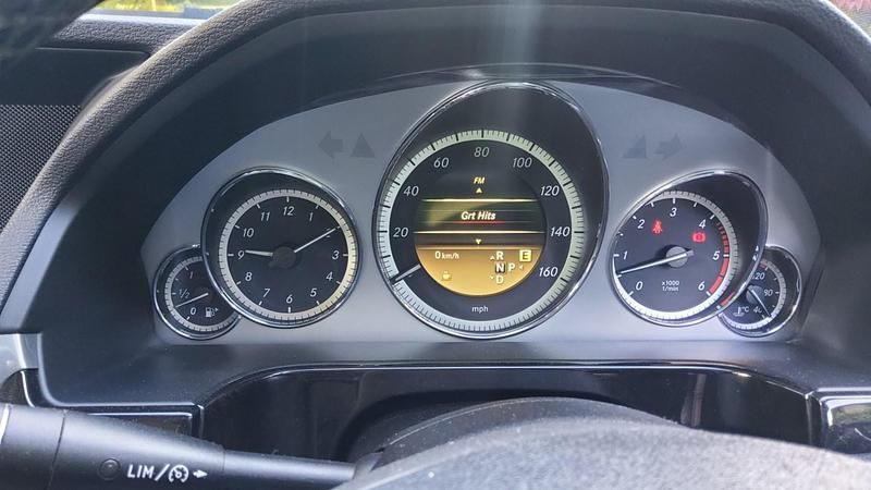 Begagnad Mercedes E350 Avantgarde 265 HK (194 kW) 2011 Silver Kombi