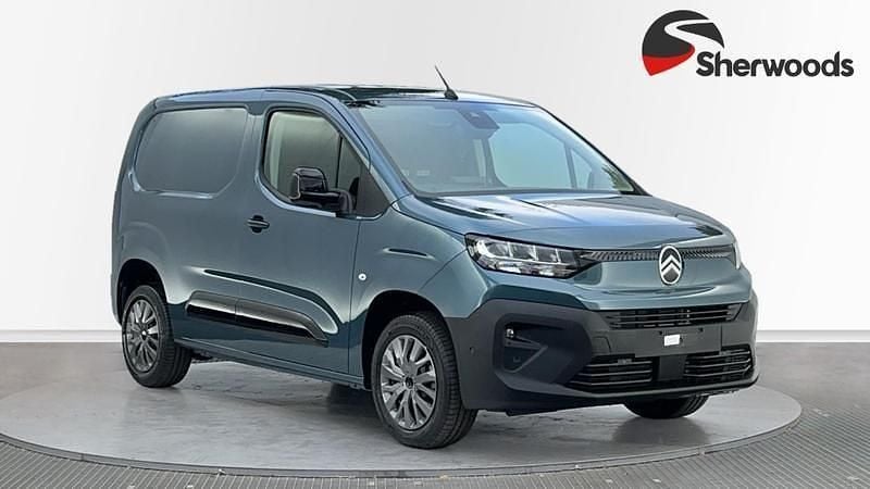 New Citroën Berlingo 101 HP (74 kW) 2025 Icy white MPV