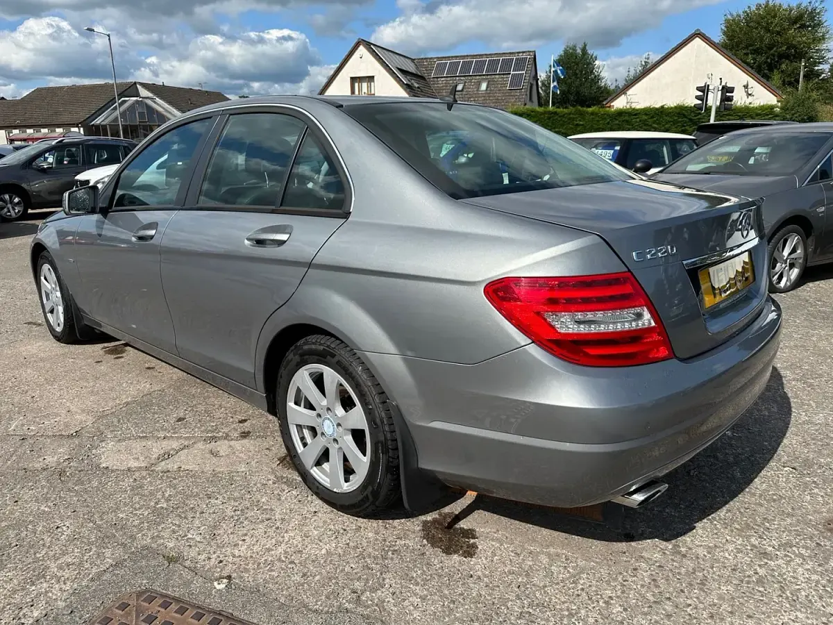 Used Mercedes C220 SE 2011 Silver Sedan