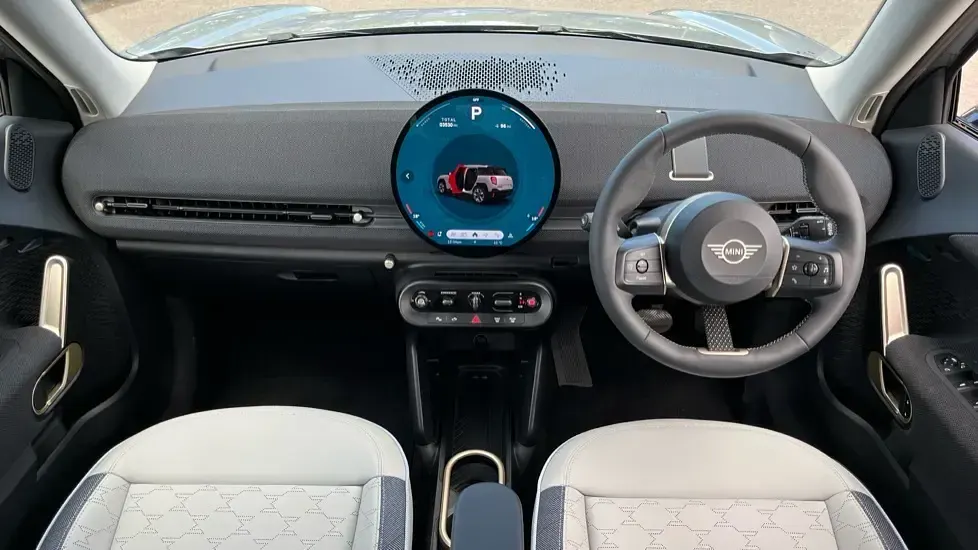 Używany Mini Aceman Classic 135 kW (184 KM) 2025 Srebrny SUV