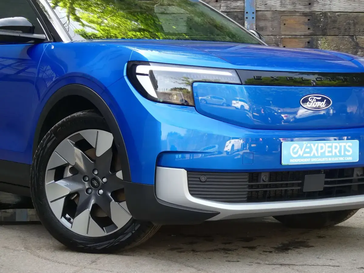 Used Ford Explorer Premium 210 kW (286 HP) 2024 Blue SUV