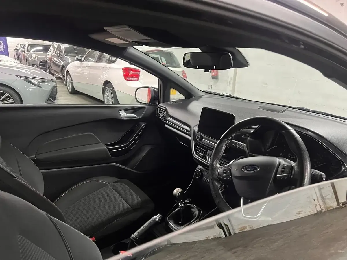 Used Ford Fiesta ST-Line 125 HP (91 kW) 2017 Grey Hatchback