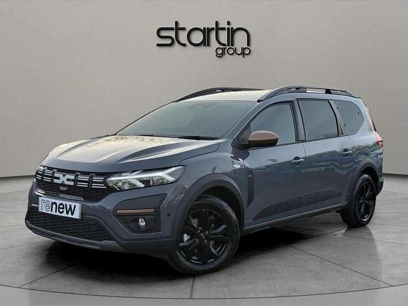 Used Dacia Jogger Extreme 139 HP (102 kW) 2025 Grey MPV