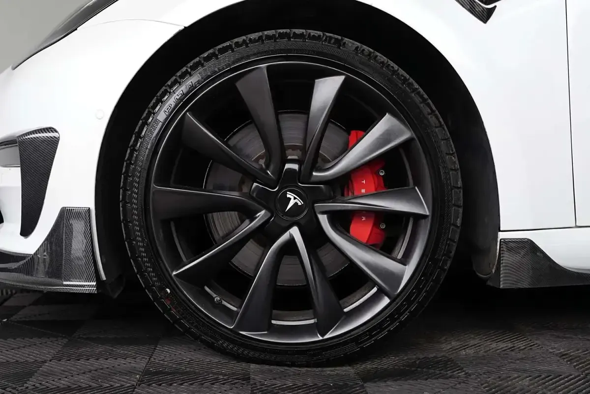 Used Tesla Model 3 Performance 461 kW (627 HP) 2020 White Sedan