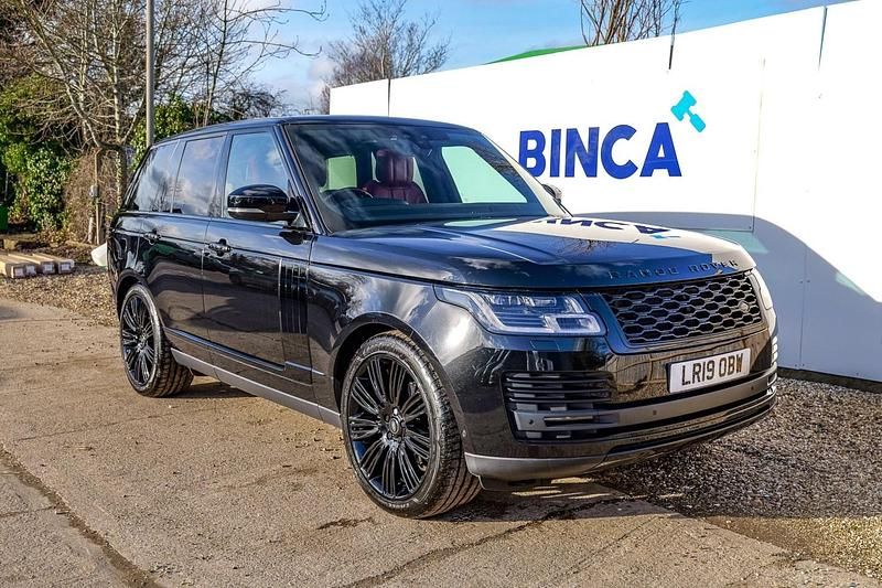 Used Land Rover Range Rover Vogue SE 275 HP (202 kW) 2019 Black SUV