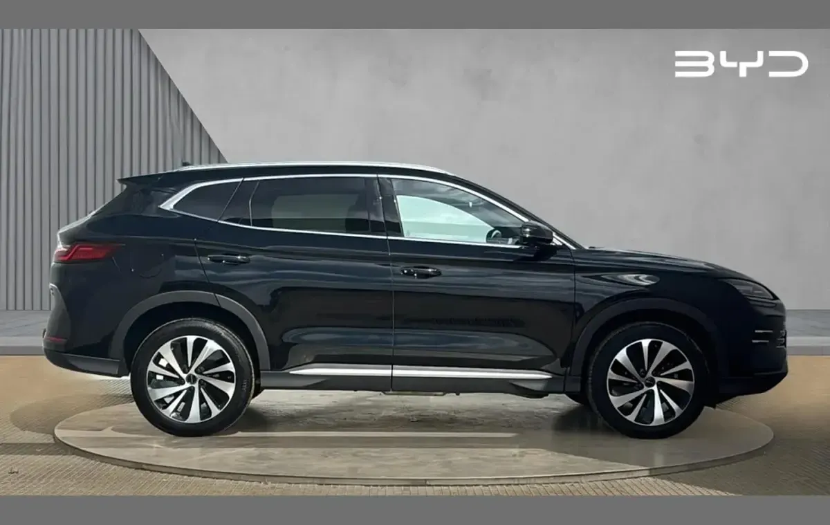 Used BYD Seal U Boost 218 HP (160 kW) 2025 Black SUV