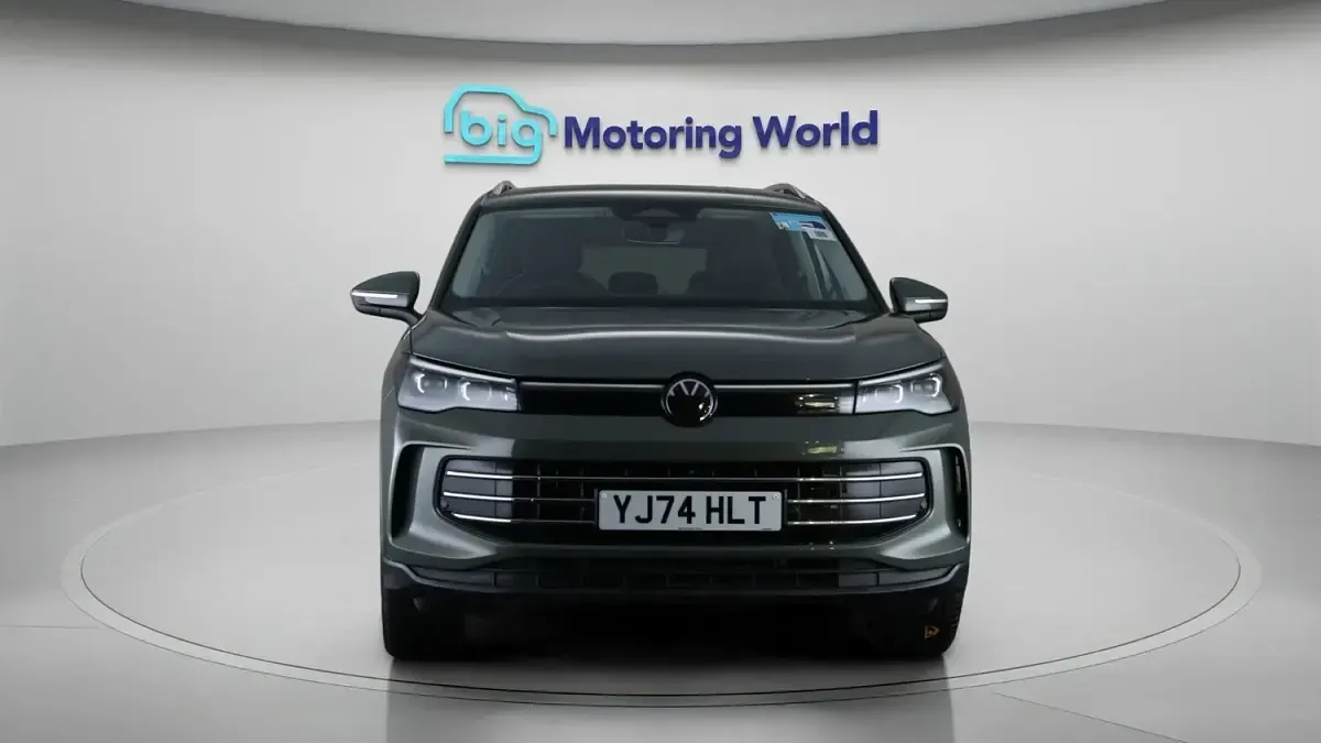 Used VW Tiguan Elegance 2025 Green SUV