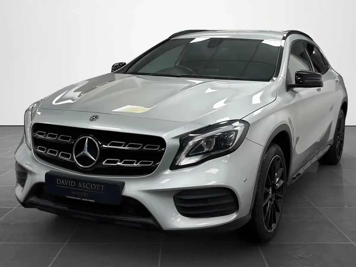 Used Mercedes GLA180 AMG line 2019 Silver SUV