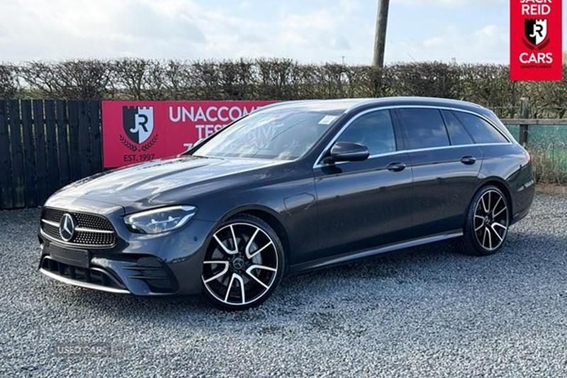 Used Mercedes E200 AMG line 200 HP (147 kW) 2022 Grey Estate