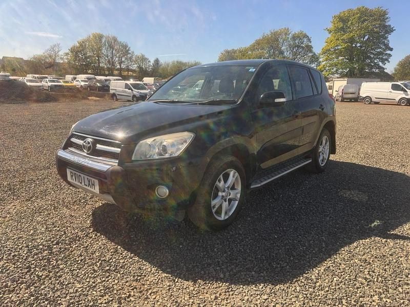 Usado Toyota RAV4 150 CV (110 kW) 2010 Negro SUV
