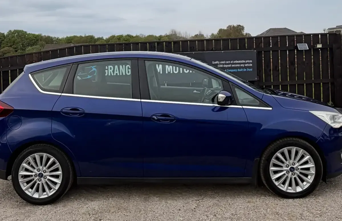 Używany Ford C-MAX Titanium 120 KM (88 kW) 2016 Niebieski Minivan