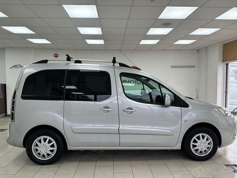 Used Peugeot Partner Tepee S 92 HP (67 kW) 2015 Silver MPV