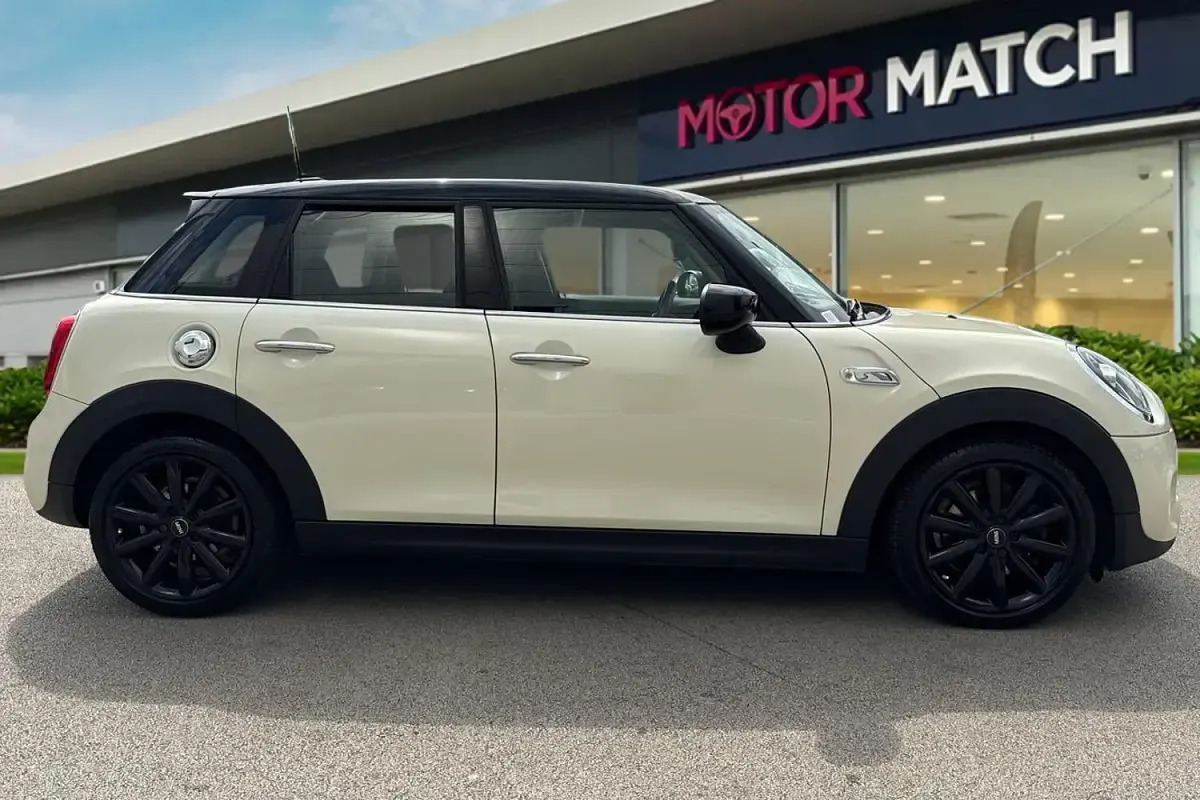 Usado Mini Cooper S Classic 2019 Branco Citadino