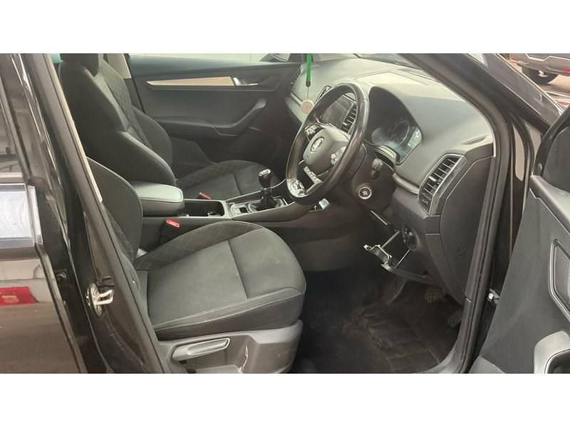 Begagnad Skoda Karoq SE 2021 Svart SUV